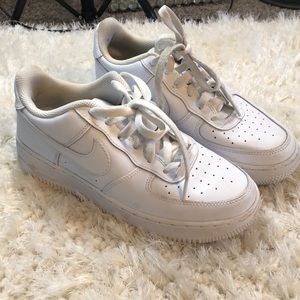 Nike Air Force 1 Low Triple White GS Size 6.5Y Youth Sneakers
